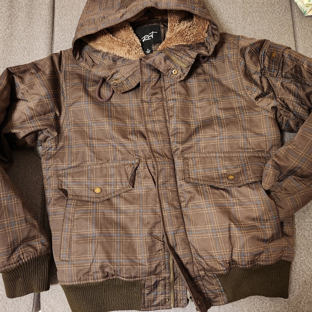 Men's Black Rivet Jacket like new! Medium size